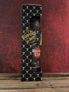 Havana Club 7 jähriger mit Glas schwarz (dunkle 7)