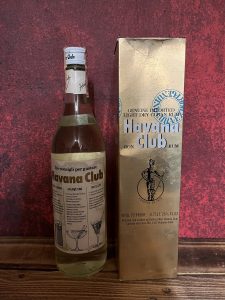 Havana Club light dry 3 years old (Italien) 1974 im Karton