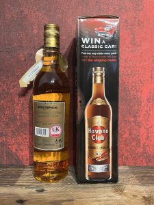 Havana Club Añejo Especial UK mit Schlüssel
